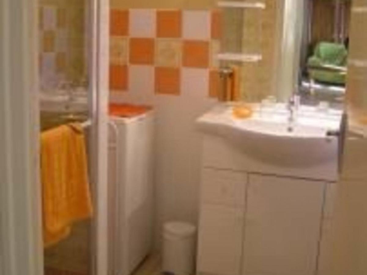 Gîte La Chapelle-aux-Choux, 2 pièces, 3 personnes - FR-1-410-131 Esterno foto